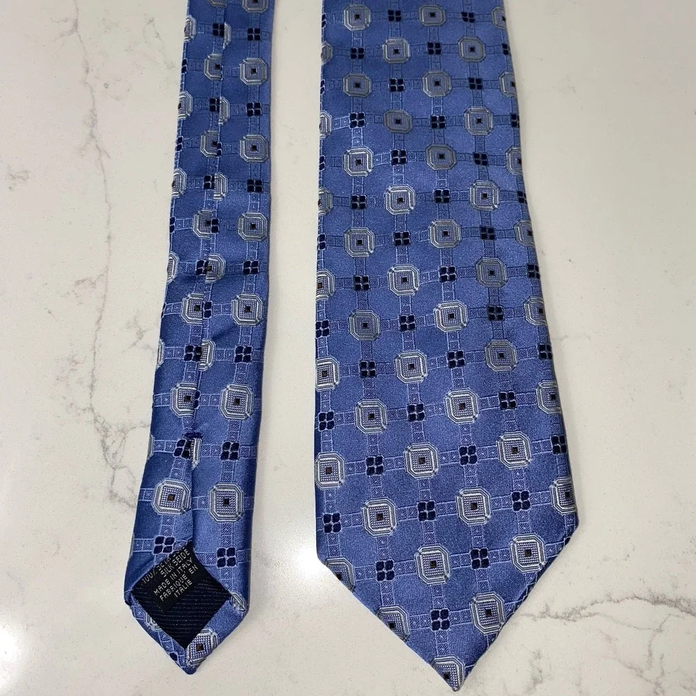 Canali 100% Silk Necktie Geometric Pattern Blue Luxury Preppy Made in Italy
